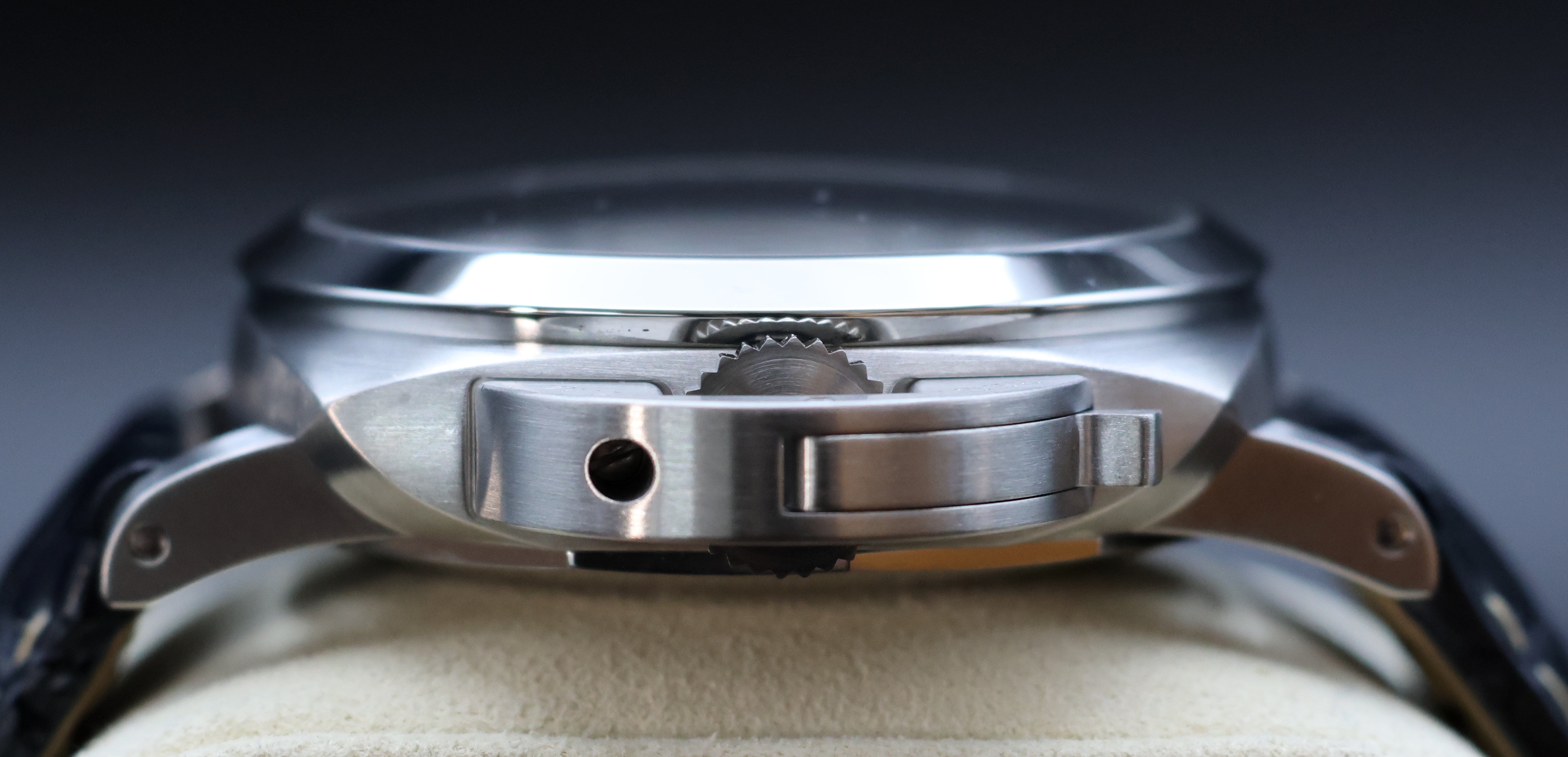 PANERAI LUMINOR MARINA 44MM – REF. PAM01313