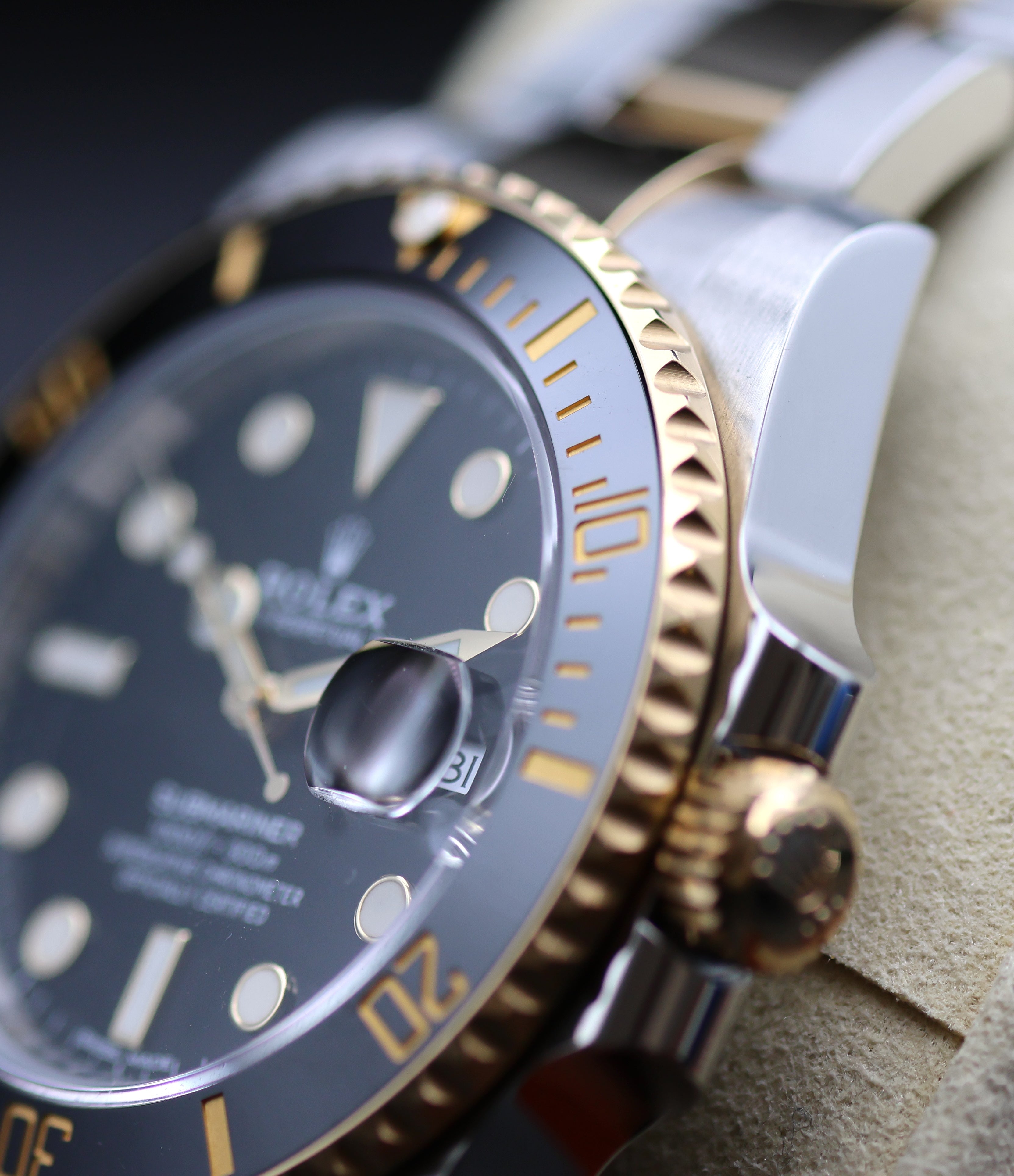 Rolex Submariner Date
Oyster Perpetual – Reference 116613LN