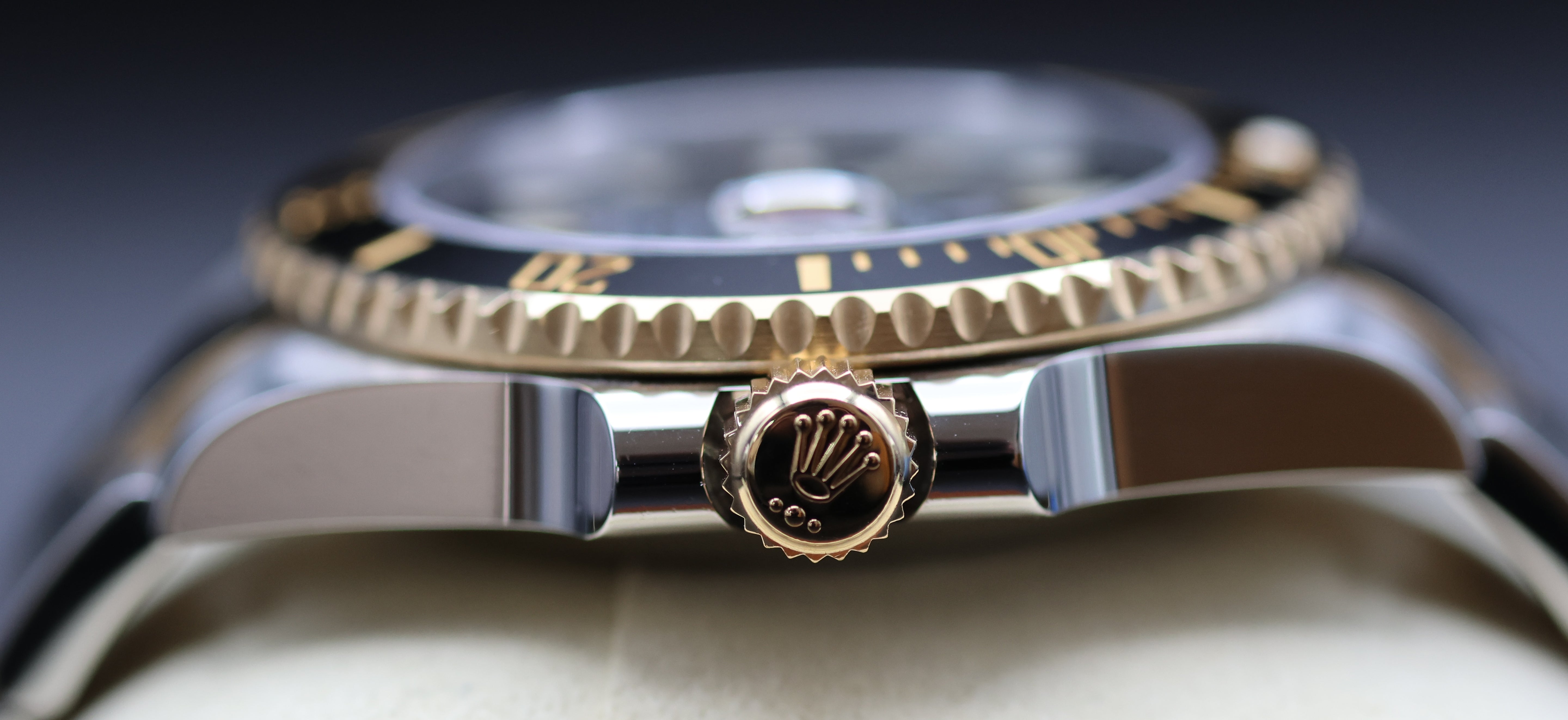 Rolex Submariner Date
Oyster Perpetual – Reference 116613LN