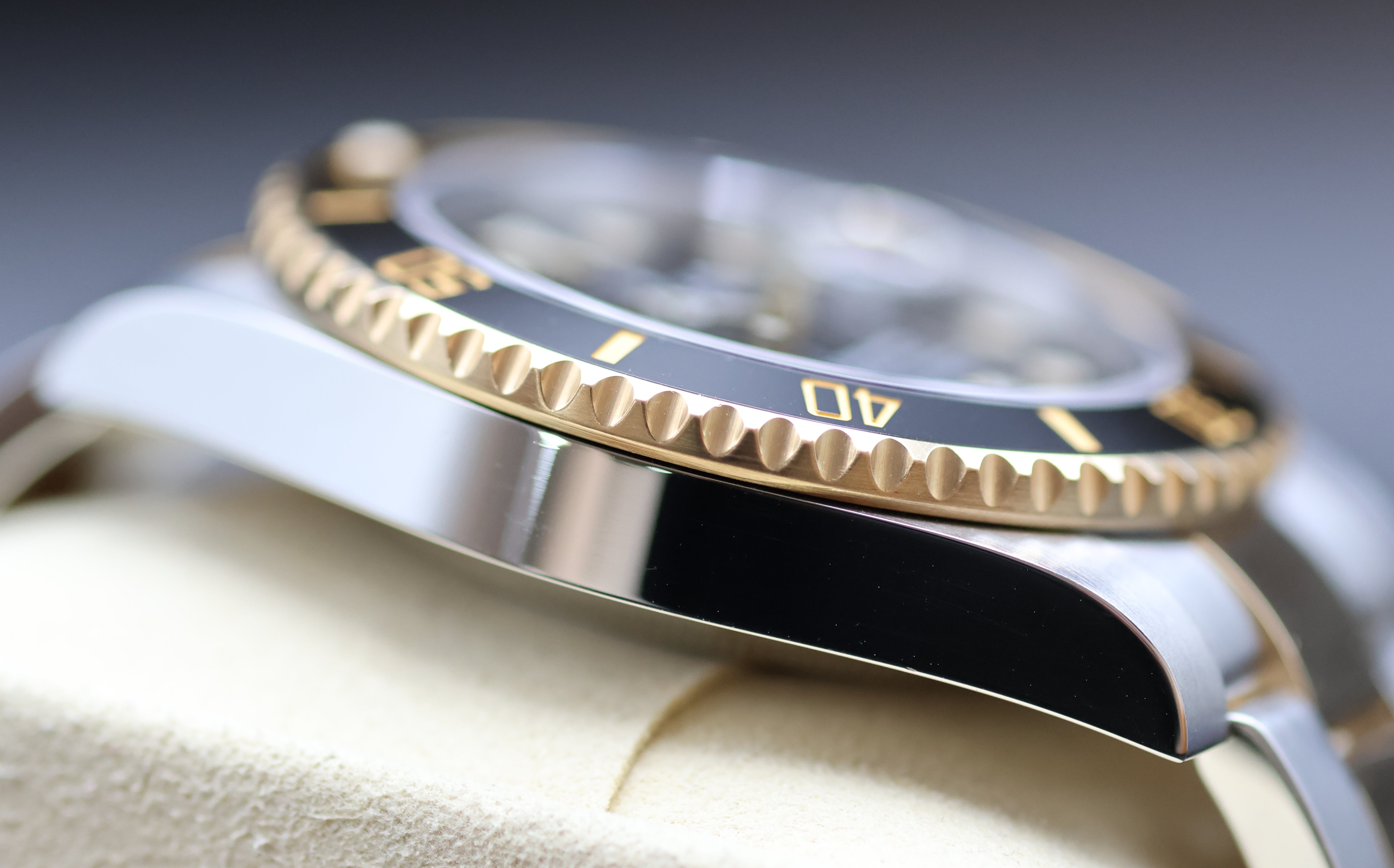 Rolex Submariner Date
Oyster Perpetual – Reference 116613LN