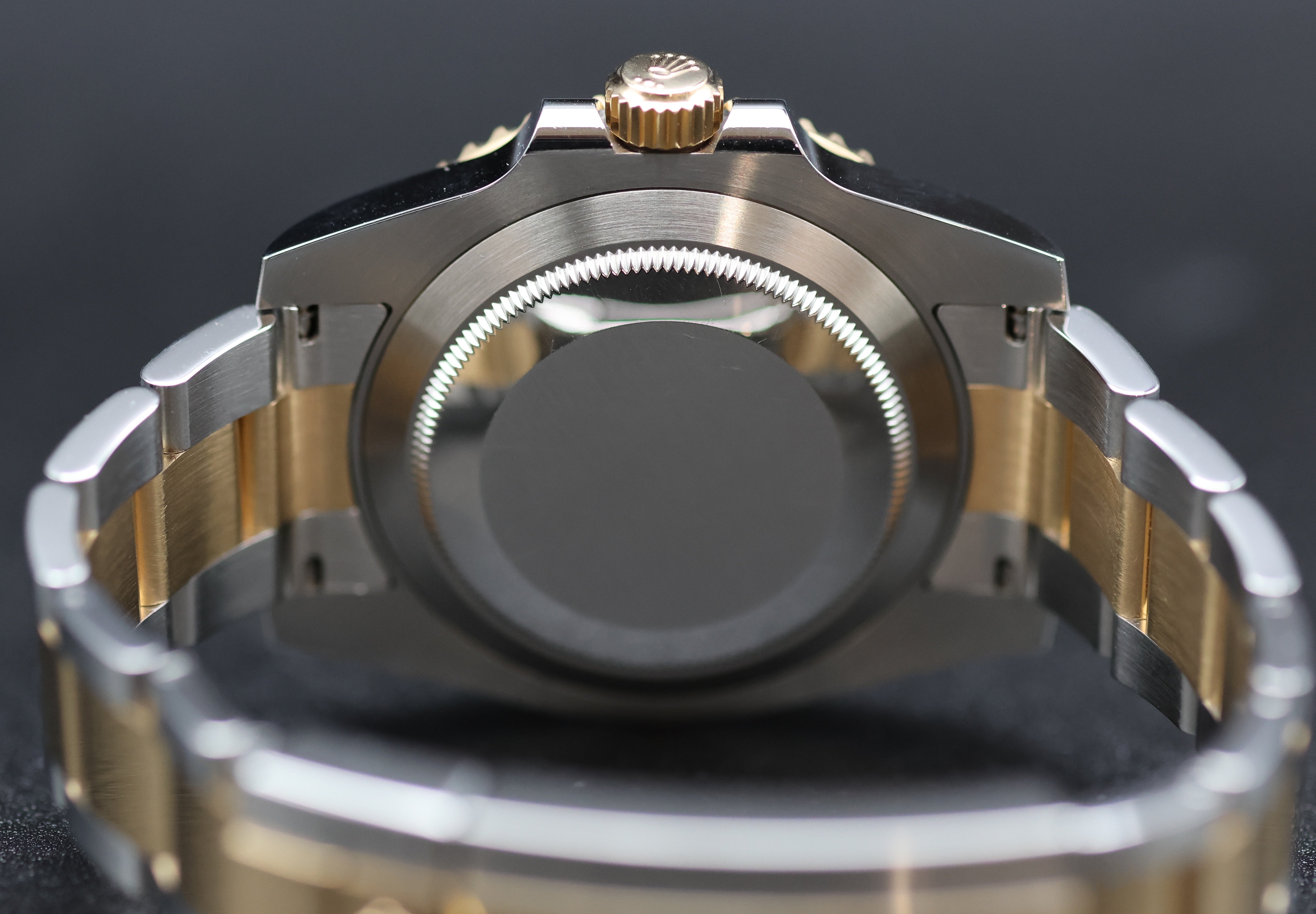Rolex Submariner Date
Oyster Perpetual – Reference 116613LN