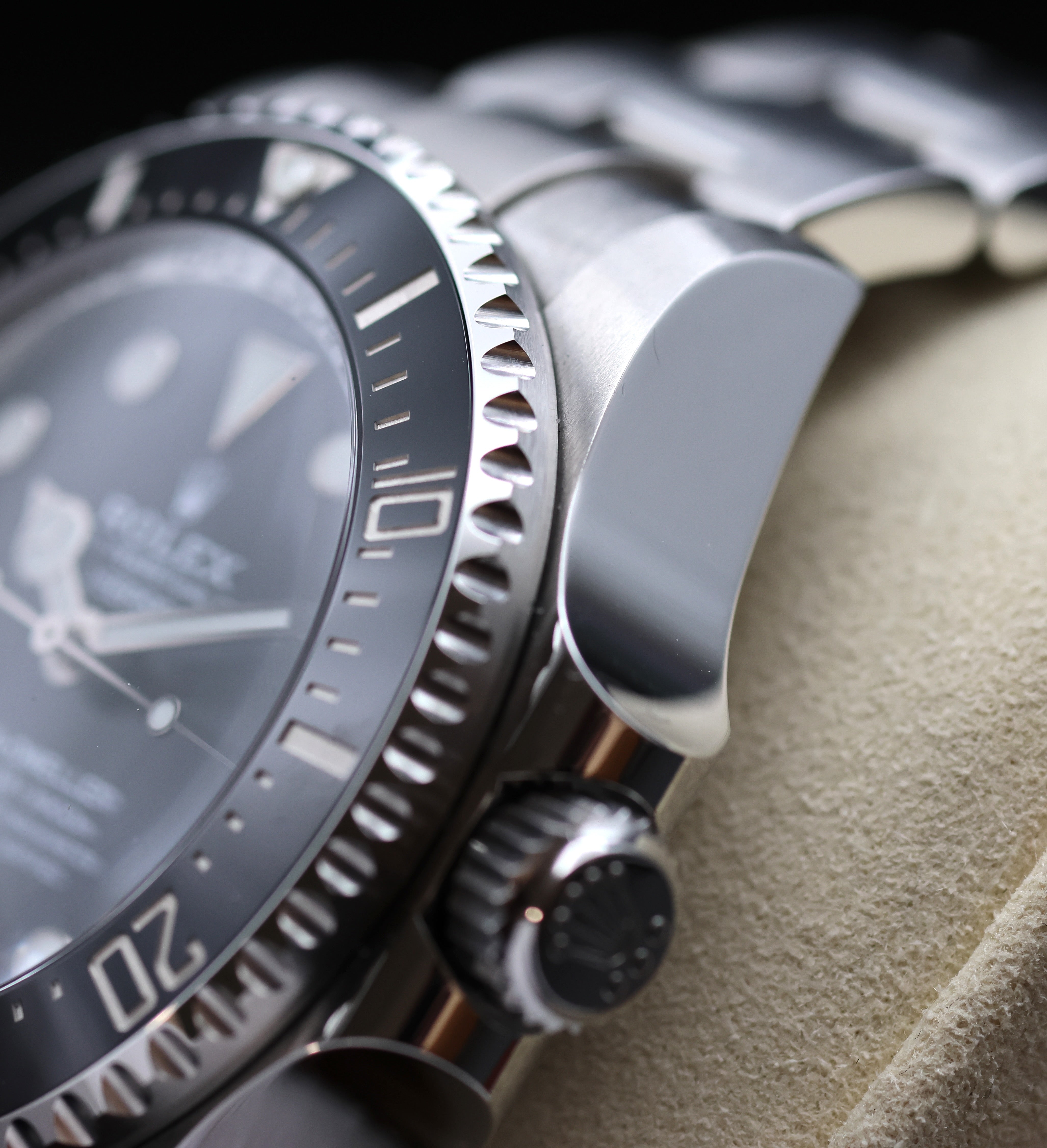 Rolex Sea-Dweller Deepsea 126660 – Black Dial, 44mm, Full Set