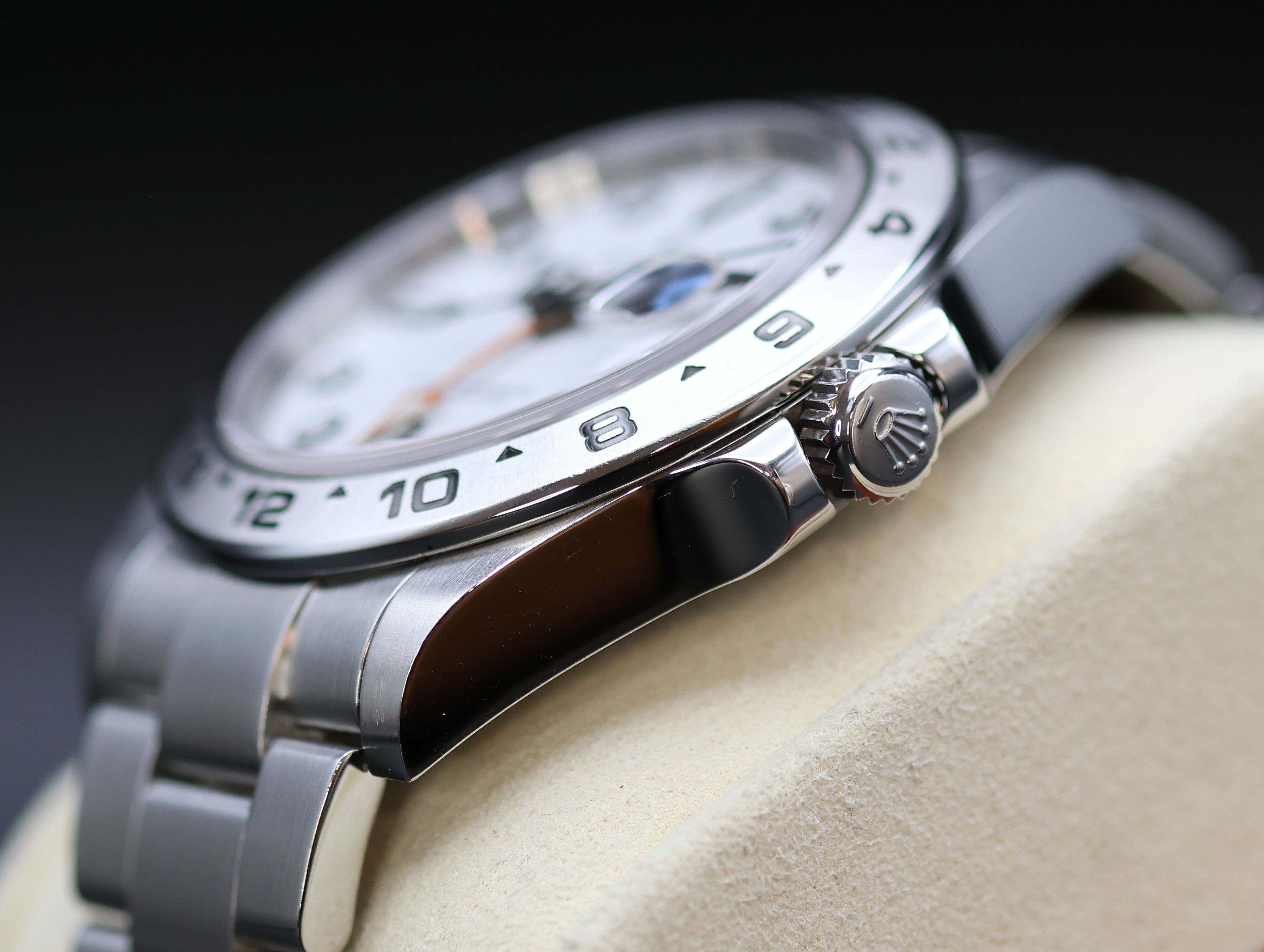 Rolex Explorer II 216570 – 42mm White Dial “Polar”